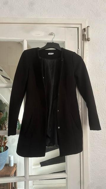 Mooie jas te koop! beschikbaar voor biedingen