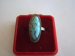 vintage ring met turkois of turkois kleurige steen?, Overige materialen, Gebruikt, Ophalen of Verzenden, 17 tot 18