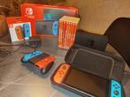 Nintendo Switch, vier joy cons, spellen, Spelcomputers en Games, Spelcomputers | Nintendo Switch, Ophalen, Met games, Zo goed als nieuw