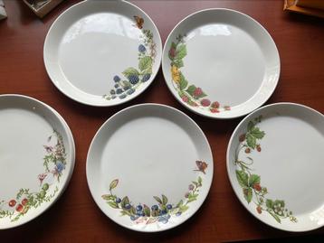 Marjolein Bastin /libelle wedgwood /dinerborden beschikbaar voor biedingen