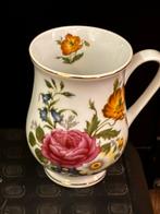 Mok met bloemen decoratie, Huis en Inrichting, Keuken | Servies, Gebruikt, Keramiek, Ophalen of Verzenden, Overige stijlen