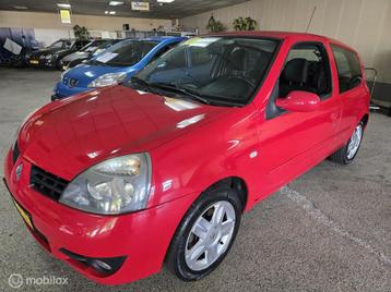Renault Clio 1.2-16V Campus beschikbaar voor biedingen