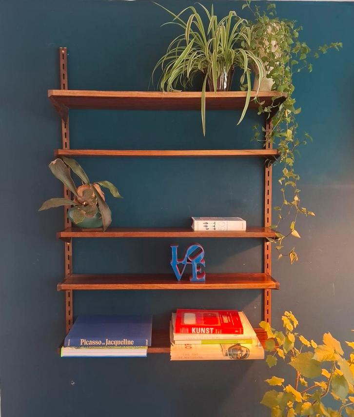 Kai kristiansen wandsysteem/ Cadovius wandsysteem, Huis en Inrichting, Woonaccessoires | Wandplanken en Boekenplanken, Zo goed als nieuw