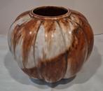 Plateel vaas pompoenvorm gebr. VET ARNHEM *eureka*, Antiek en Kunst, Ophalen of Verzenden