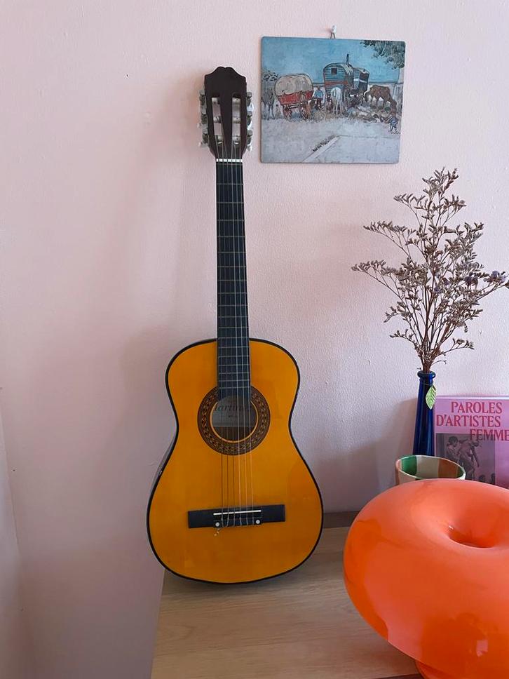 Kleine Antonio Martinez MTC 112 Gitaar, Muziek en Instrumenten, Snaarinstrumenten | Gitaren | Akoestisch, Gebruikt, Klassieke of Spaanse gitaar