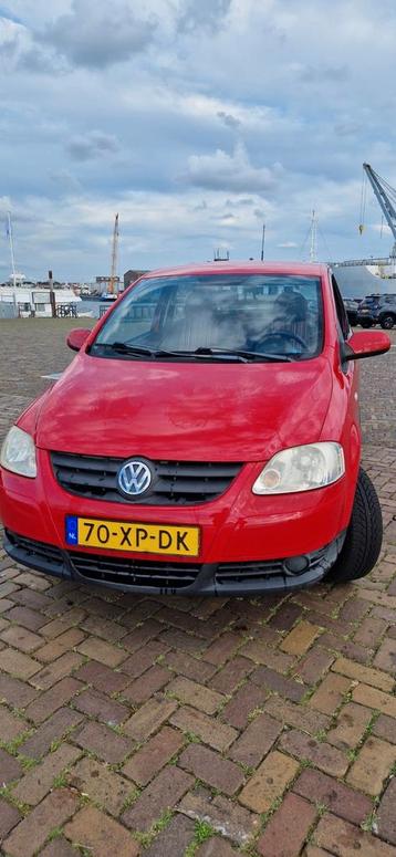 Volkswagen Fox 1.2 40KW 2007 Rood beschikbaar voor biedingen
