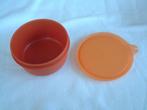 tupperware bakje oranje met deksel, Huis en Inrichting, Keuken | Tupperware, Ophalen of Verzenden, Gebruikt, Oranje