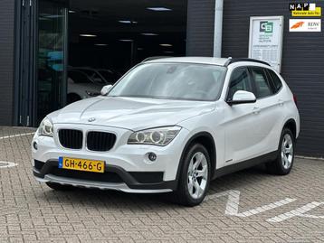 BMW X1 SDrive20i Executive/2E EIG/LEDER/NAVI/XENON/NETTE STA beschikbaar voor biedingen