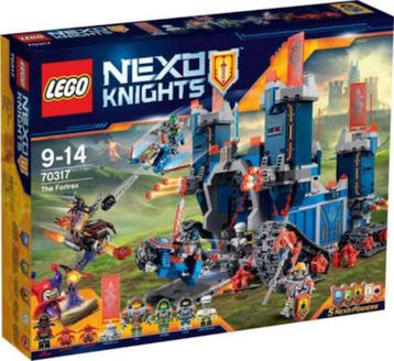 Lego NEXO Knights 70317 De Fortrex beschikbaar voor biedingen
