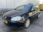 Volkswagen Golf 1.6 FSI Sportline NIEUWE APK Airco, Voorwielaandrijving, Gebruikt, 4 cilinders, Traction-control