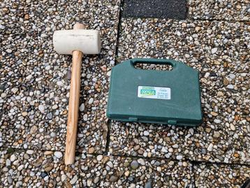 Rubber hamer en bitset merk beschikbaar voor biedingen