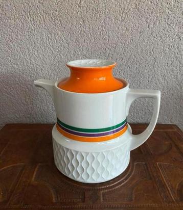 Vintage Theepot beschikbaar voor biedingen
