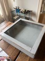Grijze vitrine kastje, Antiek en Kunst, Ophalen of Verzenden