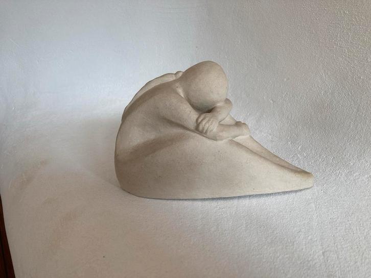 Beeldje: Vrouw in Gedachten, Antiek en Kunst, Kunst | Beelden en Houtsnijwerken, Ophalen of Verzenden