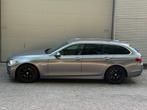 BMW 5-serie Touring 520i High Executive l Individual Leder l, Automaat, Gebruikt, 4 cilinders, 2000 kg