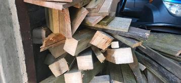 Droge brandhout +/- 140 Liter beschikbaar voor biedingen