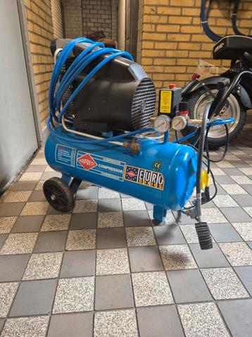 Airpress H280-25 Compressor - Zo Goed Als Nieuw! beschikbaar voor biedingen