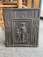 Antieke oude gietijzeren haardplaat onderdeel schouw haard, Ophalen of Verzenden