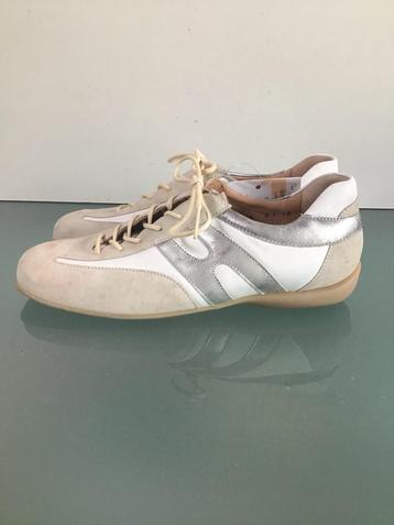 HARTJES | Nieuwe kekke witte sneakers 37 beschikbaar voor biedingen
