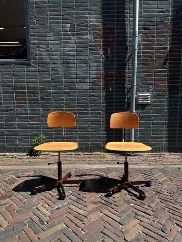 50% SALE: Deens design werkstoel, atelierstoel, bureaustoel beschikbaar voor biedingen