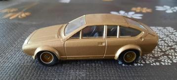 Solido N1305 Alfa Romeo Alfeta GTV 1:43 beschikbaar voor biedingen