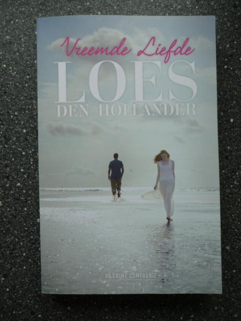 Loes den Hollander - Vreemde Liefde, Boeken, Thrillers, Zo goed als nieuw, Ophalen of Verzenden