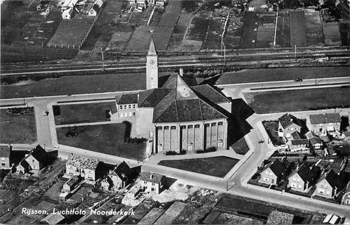 (304-091-033) Rijssen Luchtfoto Noorderkerk, Verzamelen, Ansichtkaarten | Nederland, Overijssel, Verzenden