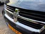 CHRYSLER GRAND VOYAGER 4.0 V6 LIMITED J.DAIMLER 3xTV/DVD/STO, Auto's, Chrysler, Automaat, Gebruikt, Blauw, 7 stoelen
