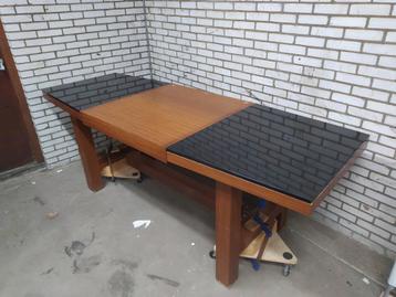 Grote Avondmaalstafel uit kerkinterieur met natuursteen beschikbaar voor biedingen