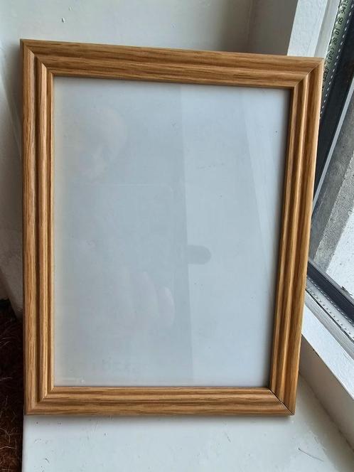 2 fotolijsten, 1 x hout en 1 x wit, 14 x 20 cm, Audio, Tv en Foto, Fotografie | Fotolijsten, Gebruikt, Ophalen of Verzenden