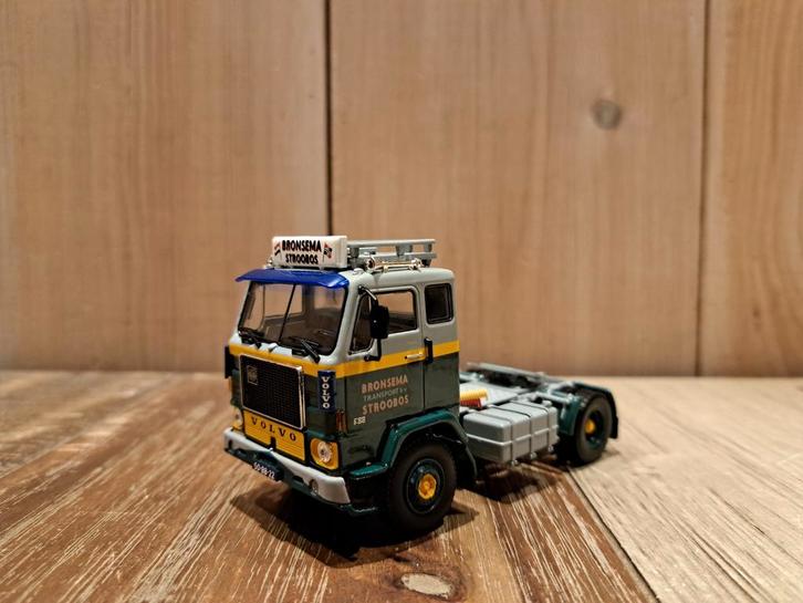 WSI Volvo F88 4x2 van Bronsema Stroobos, Hobby en Vrije tijd, Modelauto's | 1:50, Nieuw, Bus of Vrachtwagen, Wsi, Ophalen of Verzenden