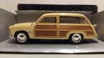 Ford Woody Wagon lichtgeel 1949 Motor City Classics 1:18 KRD, Ophalen of Verzenden, Zo goed als nieuw, Auto, Overige merken