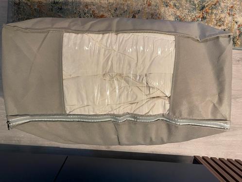 Dekbed FJÄLLARNIKA 4-seizoenendekbed, 240x220 cm, Huis en Inrichting, Slaapkamer | Beddengoed, Zo goed als nieuw, Deken of Dekbed