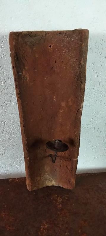 Mooie brocante muur kandelaar beschikbaar voor biedingen