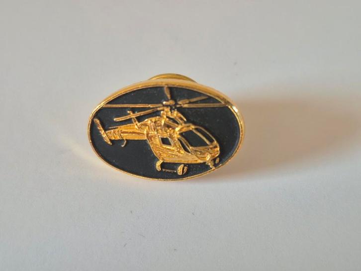 Politie Pin / speld Helikopter EC135 Dienst Luchtvaart, Verzamelen, Militaria | Algemeen, Overige soorten, Embleem of Badge, Nederland