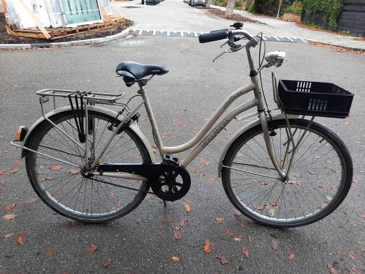 Omafiets Transporter 28"/53cm Plastic kratje (Zéér netjes), Fietsen en Brommers, Fietsen | Dames | Omafietsen, Zo goed als nieuw