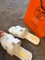 Hermes 37, Ophalen of Verzenden, Zo goed als nieuw, Wit