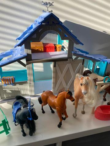 Spirit manage paarden speelset stallen beschikbaar voor biedingen