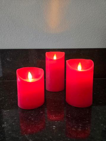 3 Rode Wax LED Kaarsen met Bewegende Vlam beschikbaar voor biedingen