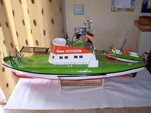 Model Reddingsboot, Hobby en Vrije tijd, Modelbouw | Boten en Schepen, Zo goed als nieuw, 1:32 tot 1:50, Overige merken, Ophalen