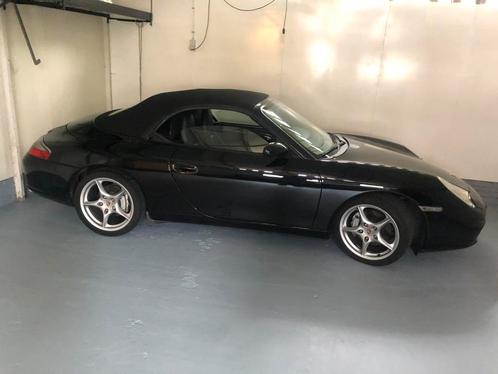 Porsche 911 3.6 Carrera 4 Cabriolet AUT 2002 Zwart, Auto's, Porsche, Particulier, Airbags, Airconditioning, Alarm, Bluetooth, Centrale vergrendeling