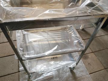 Roltafel, roestvrij staal, 60 x 40 beschikbaar voor biedingen