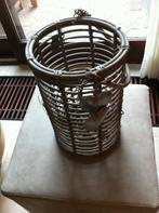 Rieten mand Hoogte 37 cm br 25 cm, Huis en Inrichting, Woonaccessoires | Schalen en Manden, Mand, Rond, Ophalen of Verzenden, Zo goed als nieuw