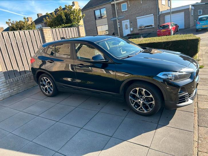 BMW X2 Sdrive18i 140pk Aut 2018 Zwart, Auto's, BMW, Particulier, X2, Achteruitrijcamera, Airbags, Airconditioning, Bluetooth, Bochtverlichting
