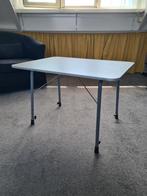 Mooie campingtafel +/- 60x80, Caravans en Kamperen, Ophalen, Zo goed als nieuw, Campingtafel