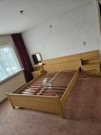 Tweepersoonsbed 200x180 cm, Huis en Inrichting, Slaapkamer | Bedden, Gebruikt, Beige, Tweepersoons, Ophalen of Verzenden