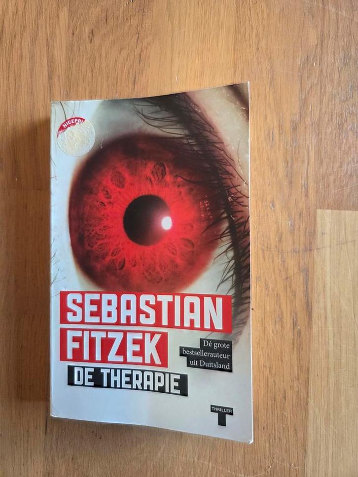 Sebastian Fitzek - De therapie, Boeken, Thrillers, Zo goed als nieuw, Ophalen of Verzenden