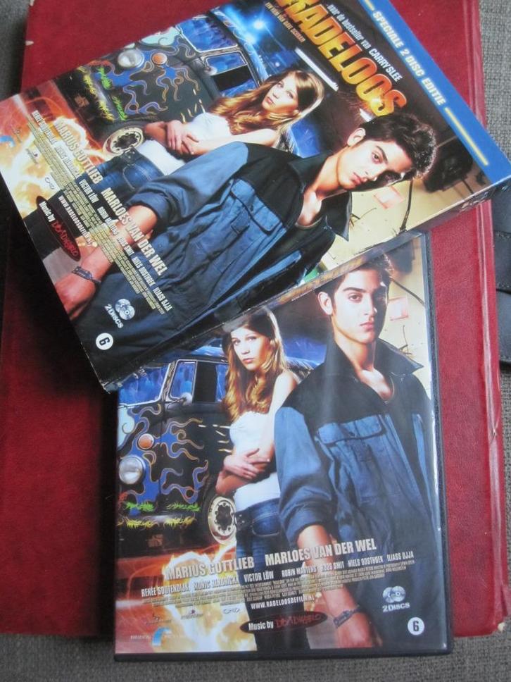 Radeloos (2008) 2 disc, Cd's en Dvd's, Dvd's | Kinderen en Jeugd, Zo goed als nieuw, Film, Avontuur, Boxset, Vanaf 6 jaar, Ophalen of Verzenden