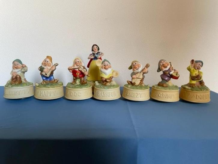 Muziekdoosjes Schmid van Sneeuwwitje en haar dwergen, Verzamelen, Disney, Zo goed als nieuw, Beeldje of Figuurtje, Sneeuwwitje of Doornroosje