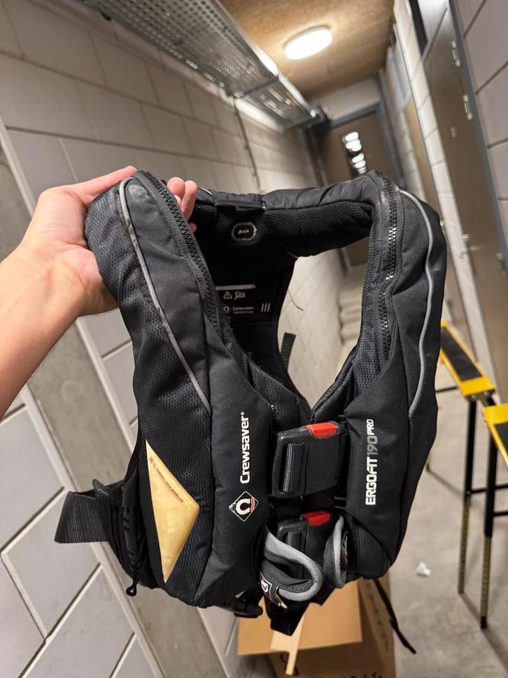 Crewsaver Ergofit 190 Pro (hammer, light, hood) Reddingsvest, Watersport en Boten, Watersportkleding, Gebruikt, Overige typen